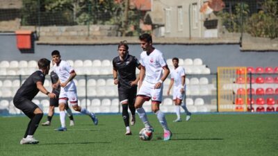 TFF 3. Ligdeki temsilcimiz Kahramanmaraşspor kendi saha ve seyircisi önünde