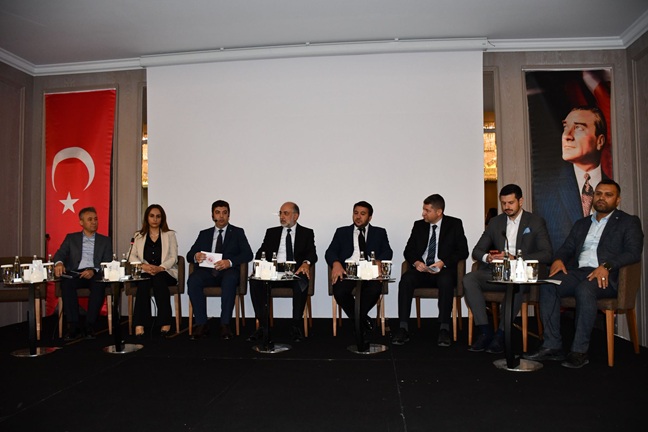 Çalışma ve Sosyal Güvenlik Bakanlığı öncülüğünde düzenlenen “Dönüşen Çalışma Hayatında