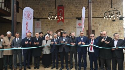 6 Şubat depremlerinde ağır hasar alan Duraklı (Atoluğu) Camii, tamamlanan