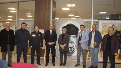 Afşin İlçesinde Ressam Ülger Gülbahar, ilk kişisel resim sergisini açtı.