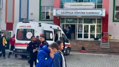 Kahramanmaraş’ın Dulkadiroğlu ilçesindeki Gazi Paşa Atatürk İlkokulu’nda sabah saatlerinde hissedilen