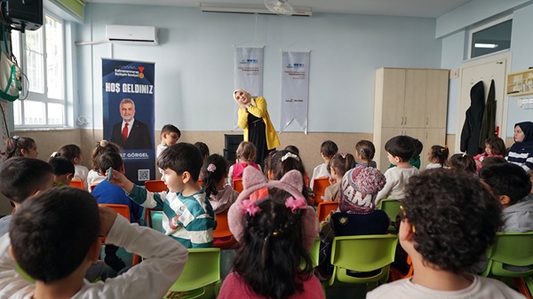 Kahramanmaraş Büyükşehir Belediyesi, çocukların hayal dünyasını zenginleştirmek ve kültürel gelişimlerine