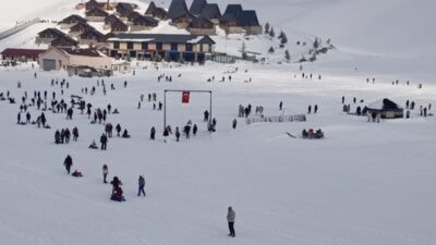 Kahramanmaraş’ın kış turizm merkezi Yedikuyular, 2026 sömestir tatiliyle birlikte tarihinin