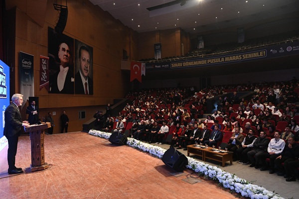 Kahramanmaraş Büyükşehir Belediye Başkanı Fırat Görgel, üniversite ve memuriyet hayali