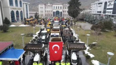 Türkoğlu’nda kar seferberliği vatandaştan tam not aldı Son yılların en