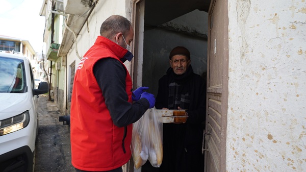 Kahramanmaraş Büyükşehir Belediyesi, sosyal belediyecilik anlayışıyla Ramazan ayının bereketini şehrin