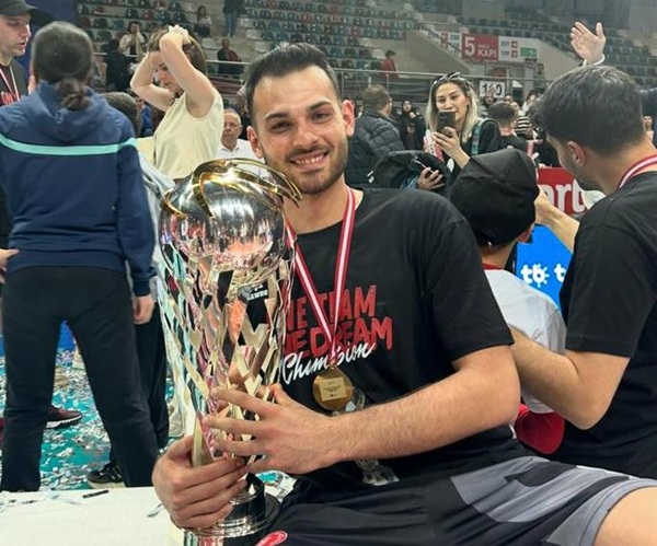 Voleybol Efeler Ligi ekiplerinden Galatasaray HDI Sigorta, kadrosunu Kahramanmaraşlı genç