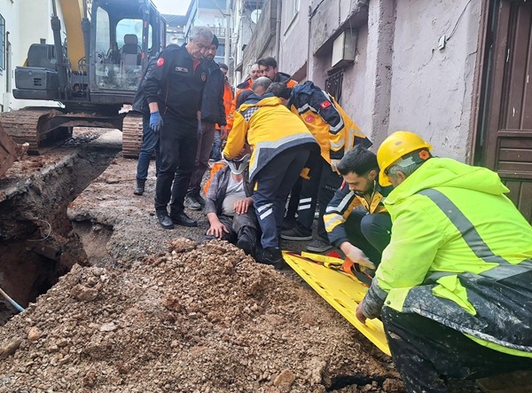 Kahramanmaraş’ın Onikişubat ilçesinde devam eden altyapı çalışmaları sırasında meydana gelen