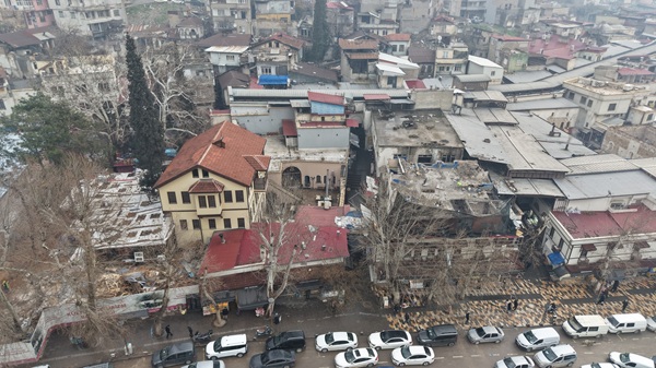 Kahramanmaraş Büyükşehir Belediyesi, şehrin tarihi kalbi olan Ulu Camii ile