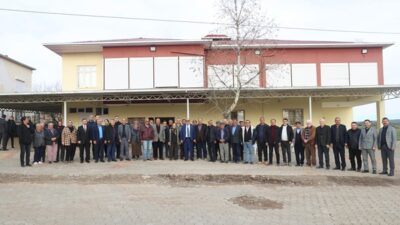 Toplantıya Belediye Başkan Yardımcısı Latif Öztürk, birim müdürleri ve meclis