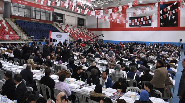 Kahramanmaraş Büyükşehir Belediyesi’nin “İlçemde İftar Var” programının altıncı durağı olan