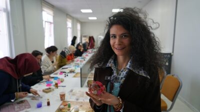 Kahramanmaraş Büyükşehir Belediyesi’nin gençlik markası Pusula Maraş, gençlerin kişisel gelişimlerine