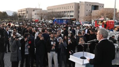 Kahramanmaraş Büyükşehir Belediye Başkanı Fırat Görgel, Avşar Kampüsü’nde düzenlenen dev