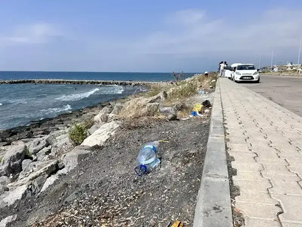 Hatay’ın sahil ilçelerinde yaşayan yerli halk, özellikle hafta sonları çevre