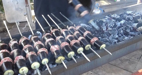Kahramanmaraş’ın Dulkadiroğlu ilçesinde yer alan Cevizli Park, bu yıl bir