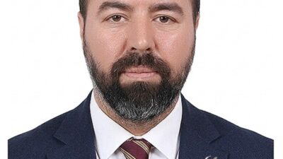 Yeniden Refah Partisi Kahramanmaraş İl Başkanlığı, Türkoğlu İlçe Başkanlığı'nda bayrak