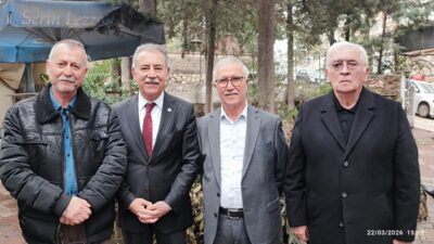 Siyaset ve cemiyet hayatının önemli isimlerini buluşturan platformun bayramlaşma töreninde
