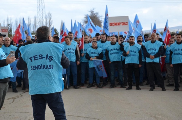 Kahramanmaraş’ın Afşin-Elbistan bölgesindeki A Termik Santrali’nde sular durulmuyor. İşten çıkarmalar