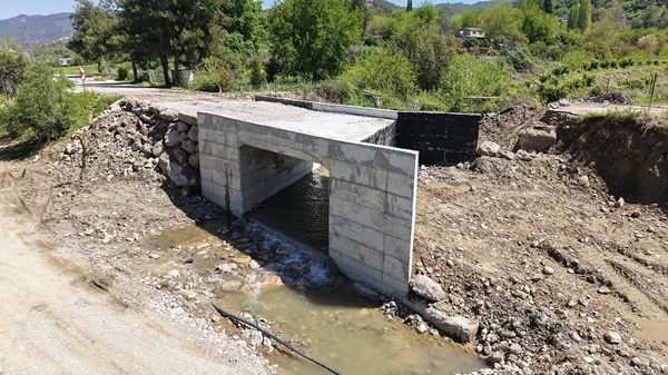 Büyükşehir Belediyesi, Andırın ilçesinin ulaşım ağındaki en kritik noktalardan biri