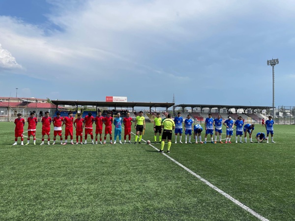 Merkez 1 sahasında bugün Beyoğlu 6 Şubatspor’un üstünlüğü vardı. Avanoğluspor’a