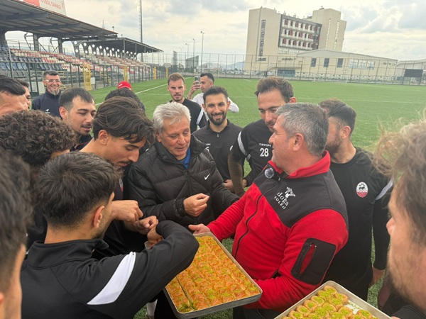 Kahramanmaraş Çılgınlar Grubu, zorlu Eti Gübre Mazıdağı Fosfat Spor maçı