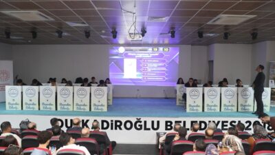 Dulkadiroğlu genelindeki 21 lisenin temsilcileri, Necip Fazıl Kısakürek’in fikir dünyasını