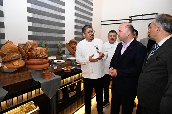 OSGAD koordinasyonunda gerçekleştirilen etkinlikte, unutulmaya yüz tutmuş Akdeniz mutfağı lezzetleri