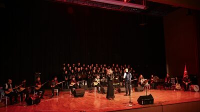 KSÜ'de sahne alan dev koro, Anadolu'nun en sevilen eserlerini halk