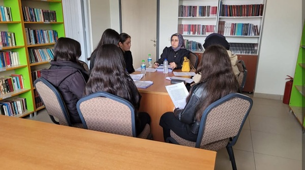 Gençler, Safahat’ı satır satır çözümleyerek Mehmet Akif Ersoy’un fikir dünyasını