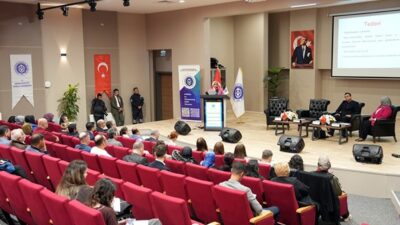 Büyükşehir Belediyesi koordinesinde düzenlenen otizm panelinde aileler ve eğitimciler bilgilendirildi.