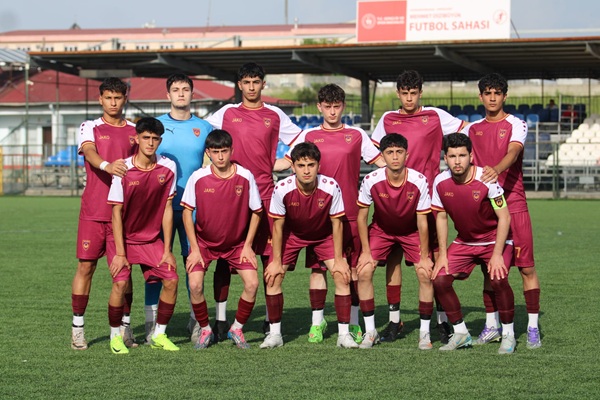 Pazar akşamı Kahramanmaraş’ta futbolseverler keyifli bir mücadeleye tanıklık etti. 2.
