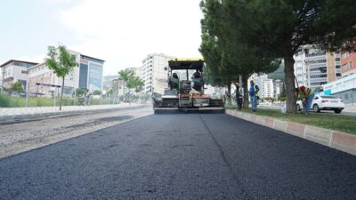 Kahramanmaraş Büyükşehir Belediyesi, kent merkezindeki ana arterlerin trafik sirkülasyon kapasitesini