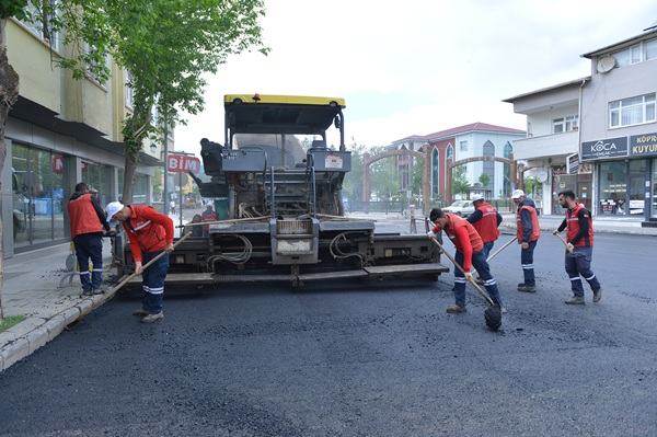 Kahramanmaraş Büyükşehir Belediyesi, il genelindeki lojistik ağların standardizasyonunu sağlamak, afet
