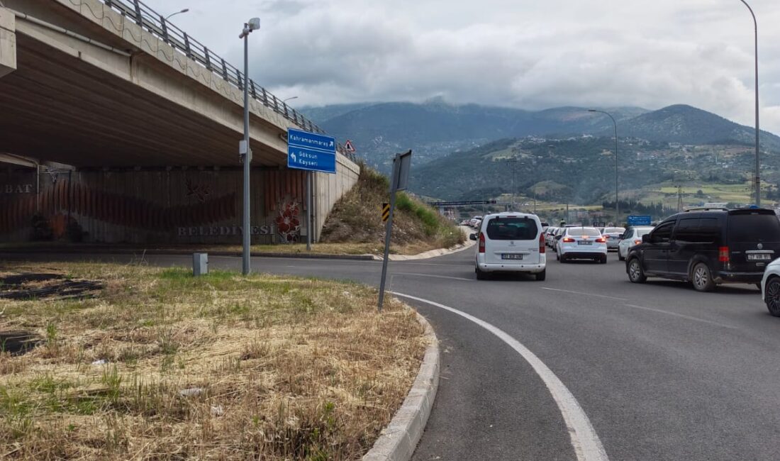 Kahramanmaraş’ta son dönemde artan araç yoğunluğu, Kılavuzlu Mahallesi ve çevresindeki