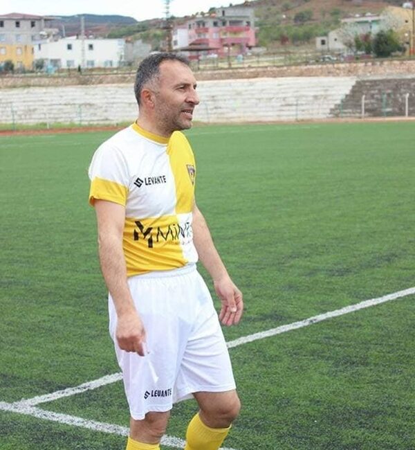 Yeşil sahalarda her gün göremeyeceğiniz bir azim hikâyesine hazır olun!