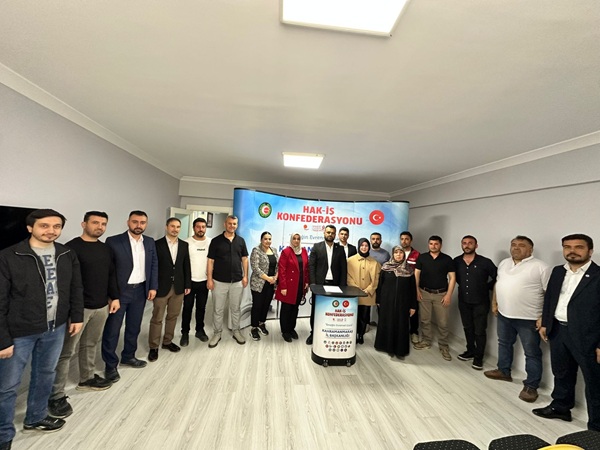 1 Mayıs coşkusunu Kahramanmaraş’ta bildirisiyle duyuran HAK-İŞ Şube Başkanı Mehmet