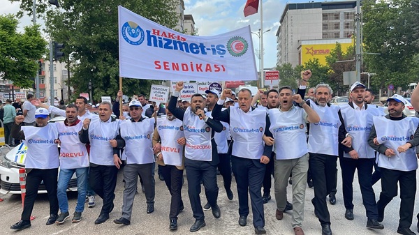 Kurban Bayramı hazırlıklarının sürdüğü Pazarcık’ta, belediye işçilerinin maaş ve sendika