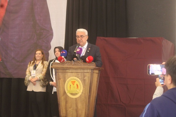 Esnaf camiasının merakla beklediği KMESOB genel kurulunda sandıktan yine “istikrar”