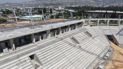 Kahramanmaraş’ta sporun geleceğine yön verecek olan modern stadyum projesinde üstyapı