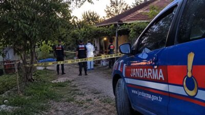 Ekinözü ilçesinde yaşayan 78 yaşındaki Gurmo Ağaç, evinin bahçesinde ölü