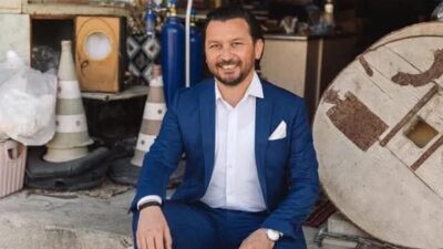 Kahramanmaraş’ın yetiştirdiği bölgesel değerlerden, Andırınlı müzik öğretmeni, söz yazarı ve