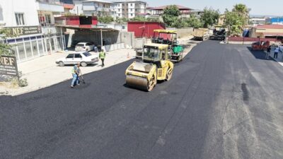 Kahramanmaraş Büyükşehir Belediyemiz, Dulkadiroğlu ilçemizde depremin izlerini silmek ve sokaklarımızı