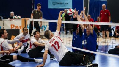 Fransa ev sahipliğinde, uluslararası paravolley regülasyonlarına uygun olarak organize edilen
