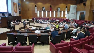 Kahramanmaraş Büyükşehir Belediyesi, kent genelindeki dikey ve yatay sirkülasyon ağını