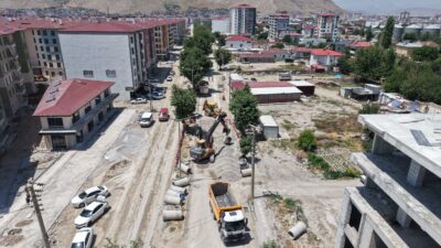 Elbistan ilçesinde kentsel dönüşüm ve modernizasyon çalışmalarını sürdüren KASKİ Genel