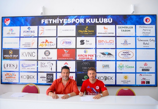  Kahramanmaraş İstiklalspor’da ayrılık yaşandı. Kırmızı-beyazlı ekibin yeşil sahalardaki en istikrarlı