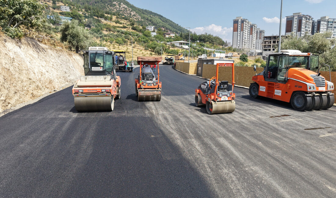 Büyükşehir Belediyesi, haftalık asfalt programı kapsamında 17 – 23 Ağustos