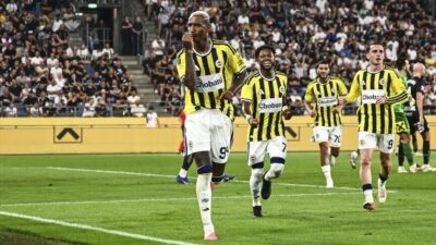 Fenerbahçe, UEFA Şampiyonlar Ligi 3. eleme turu rövanş maçında Sturm