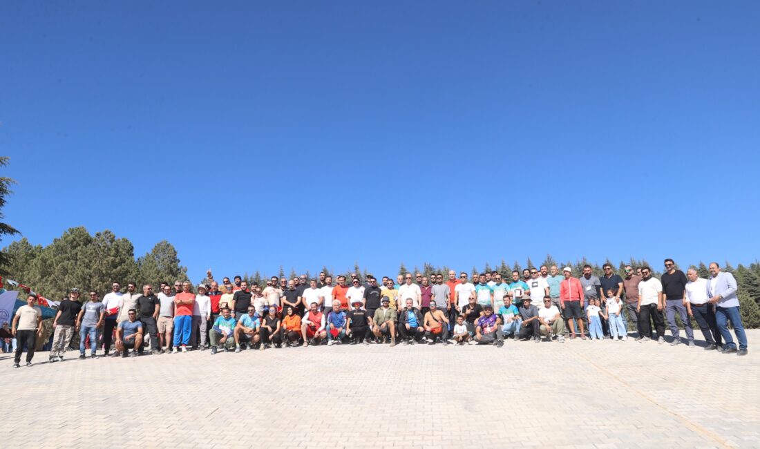 Dulkadiroğlu Belediyesi tarafından düzenlenecek Yalnız Ardıç Yamaç Paraşütü Festivali, 12-13
