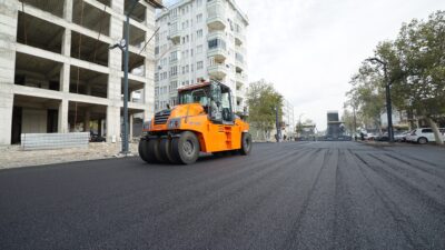 Büyükşehir Belediyesi, Trabzon Bulvarı’nda üstyapı dönüşümünü etaplar halinde sürdürüyor. Altyapı